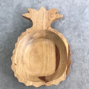 Pineapple Pier 1 Wooden Server Carved  New